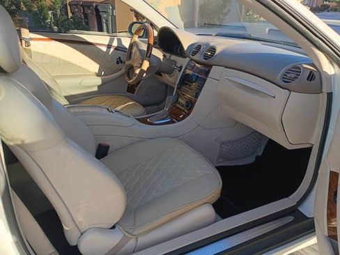 Used 2009 Mercedes-Benz CLK 350 Coupe image 5