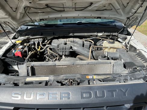 Used 2014 Ford F250 XL image 15