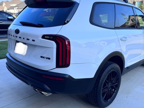 Used 2021 Kia Telluride EX FWD image 8