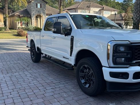 Used 2024 Ford F250 Lariat w/ Sport Appearance Package image 4