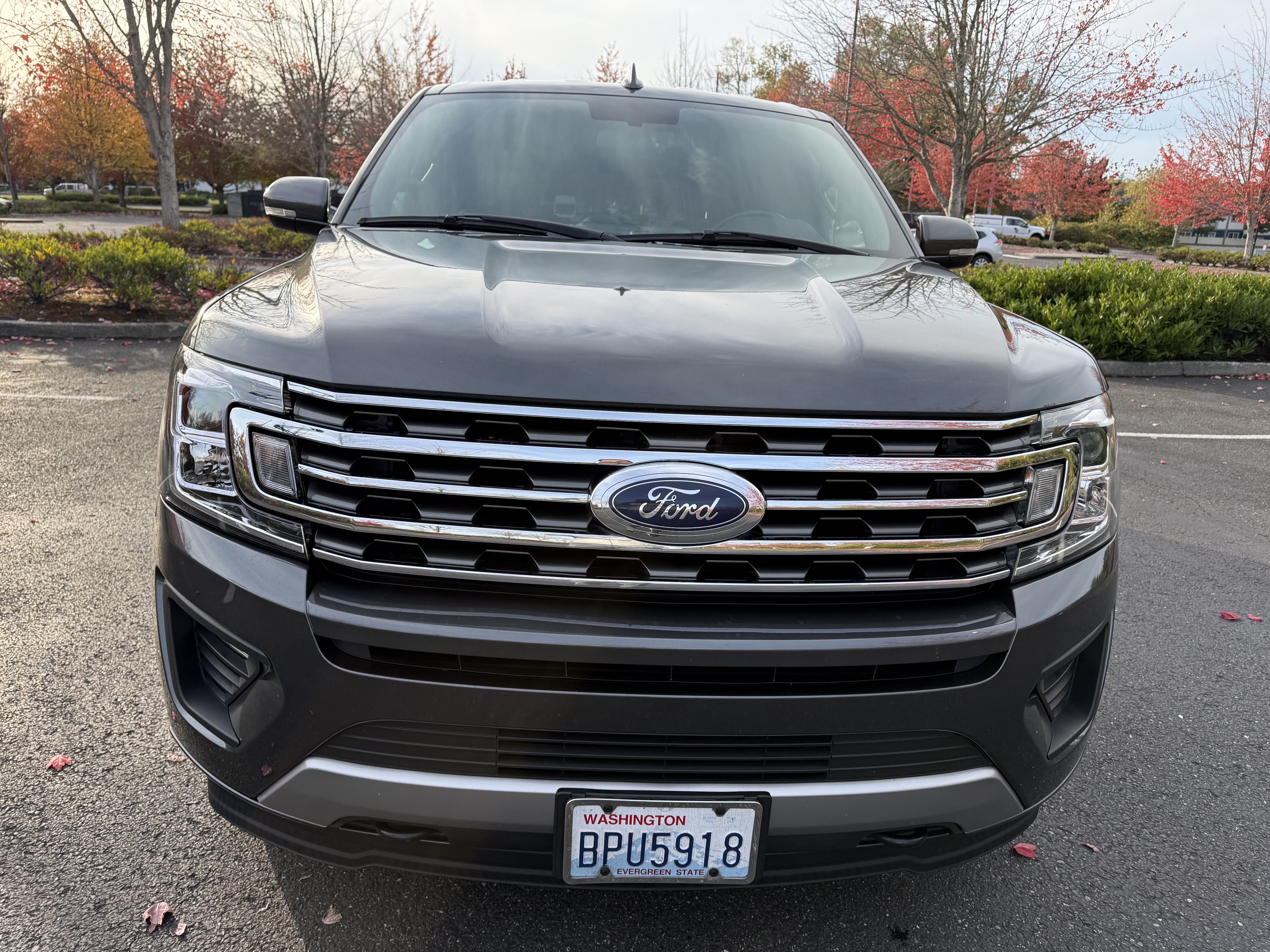 Used 2018 Ford Expedition Max XLT w/ Equipment Group 202A AWD/4WD image 1