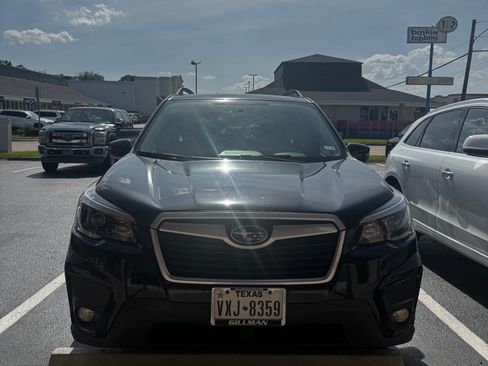 Used 2021 Subaru Forester Premium AWD/4WD image 8