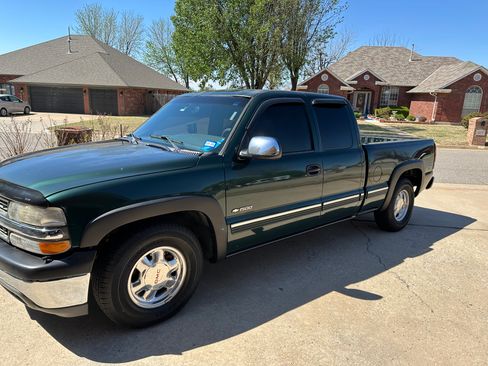 Used 2002 Chevrolet Silverado 1500 LS w/ Electrical Convenience Pkg image 4