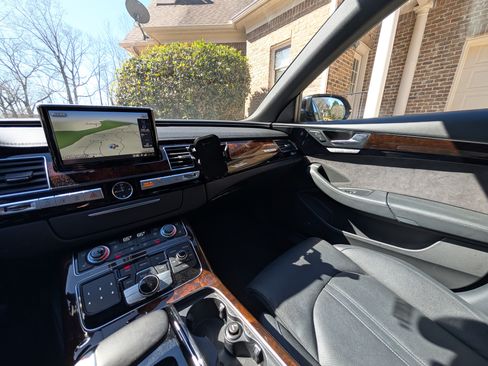 Used 2016 Audi A8 L 3.0T w/ Executive Package image 11