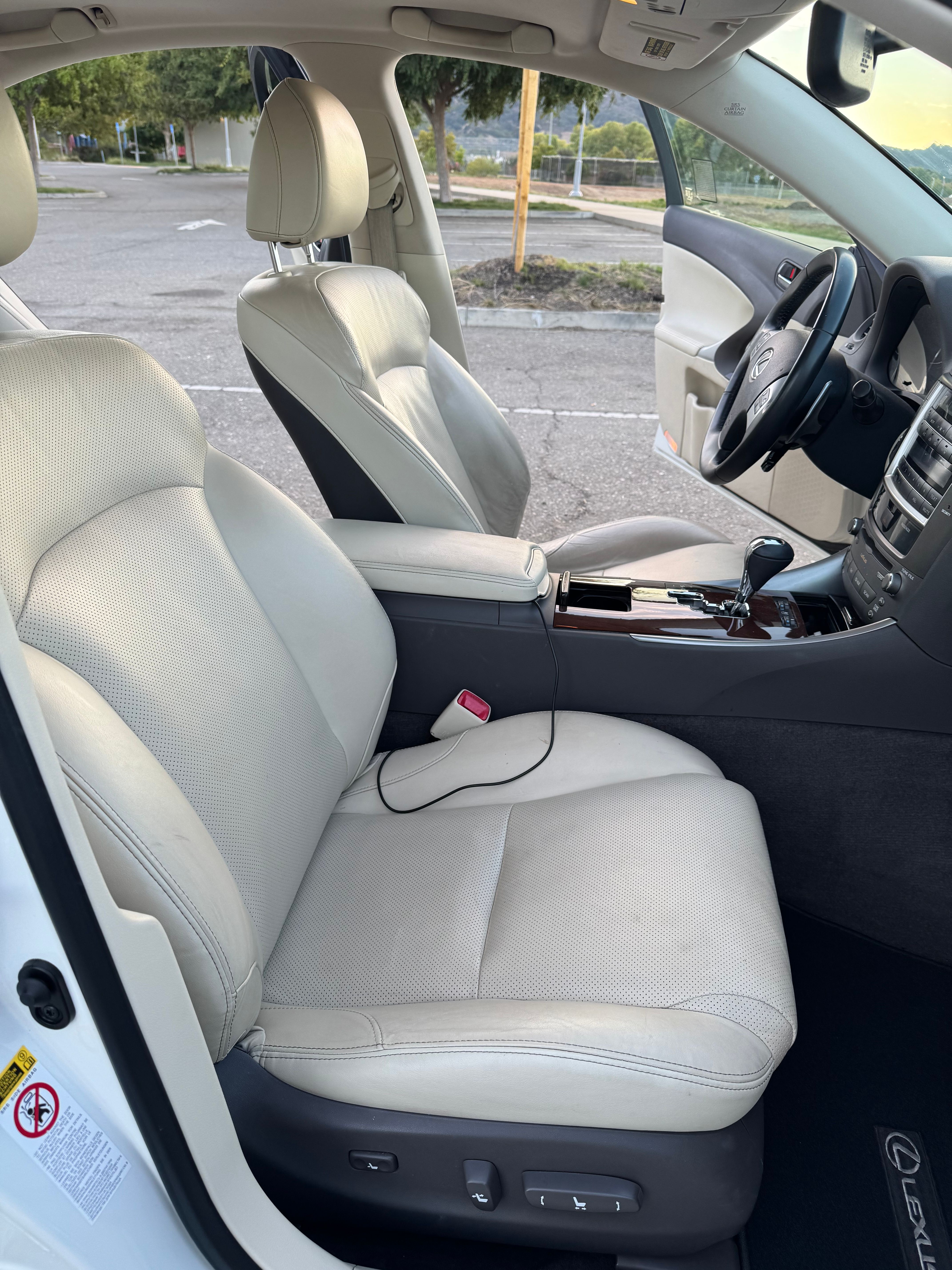 Used 2013 Lexus IS 250 w/ Premium Pkg Value Edition RWD image 20