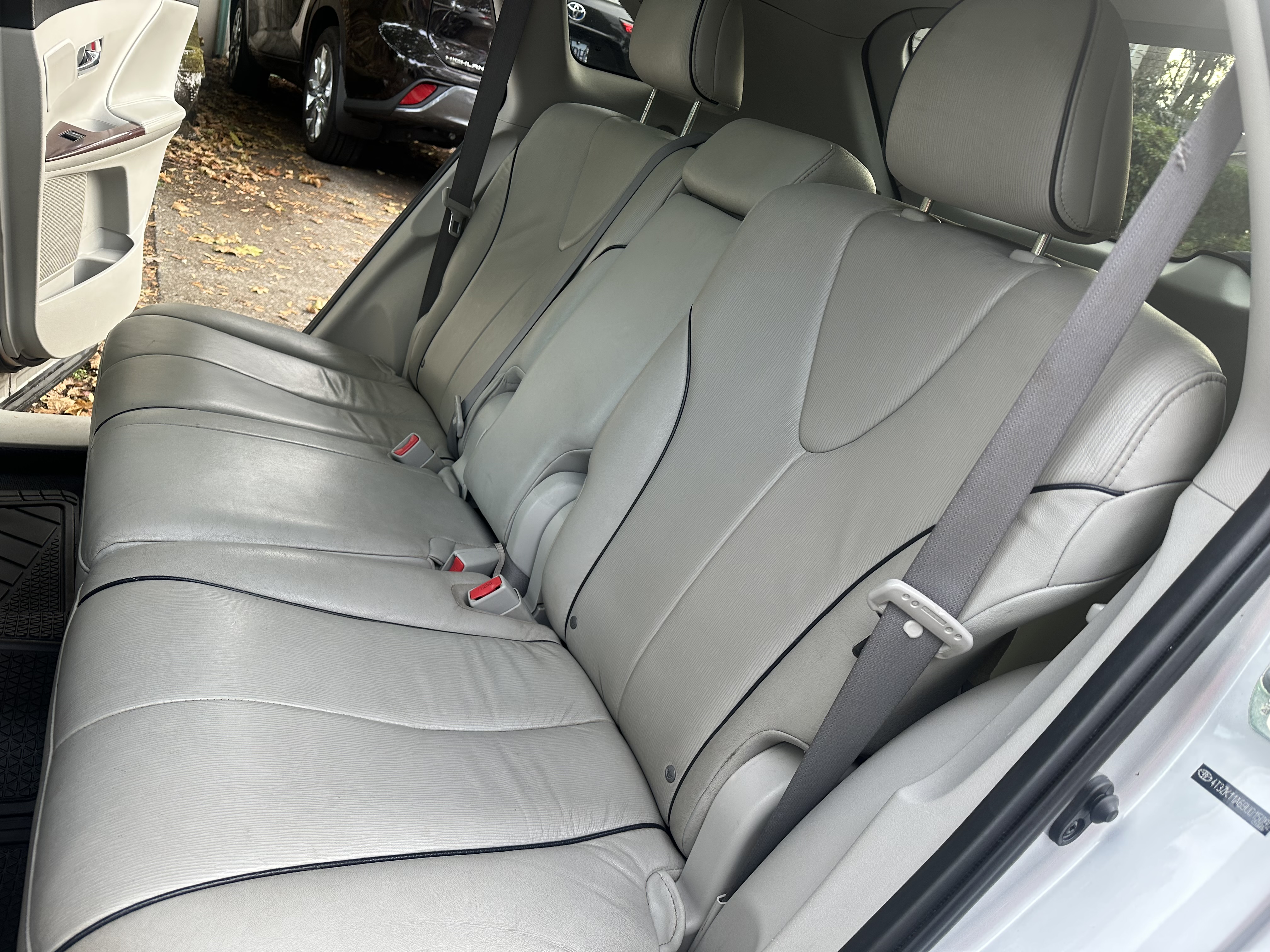 Used 2009 Toyota Venza FWD image 19