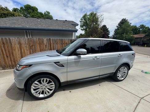 Used 2015 Land Rover Range Rover Sport HSE AWD/4WD image 1