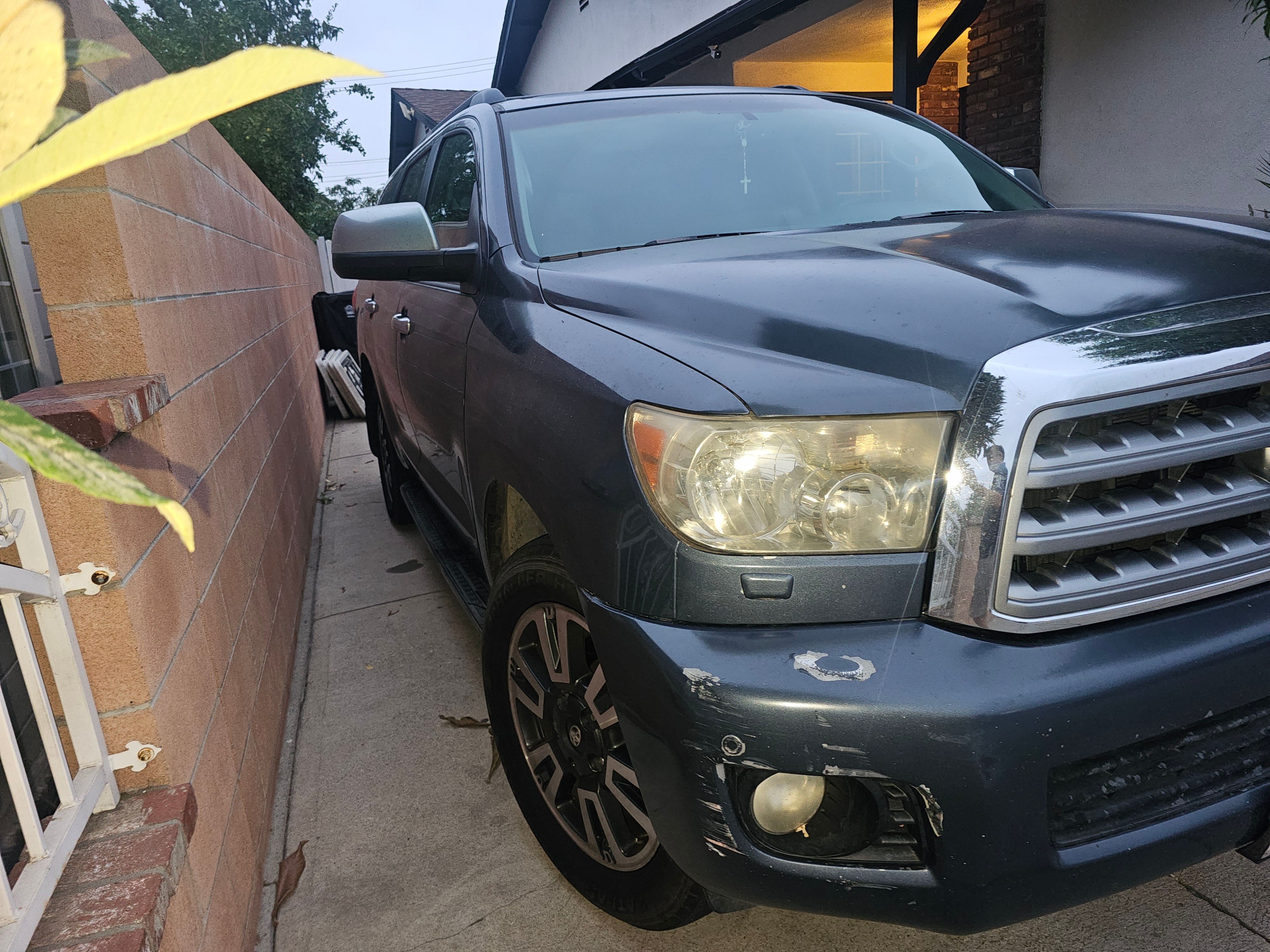 Used 2008 Toyota Sequoia Limited RWD image 6
