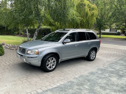 Used 2013 Volvo XC90 3.2 AWD/4WD image 1