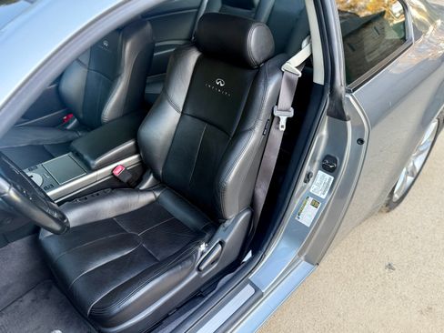 Used 2004 INFINITI G35 Coupe w/ Premium Pkg image 9
