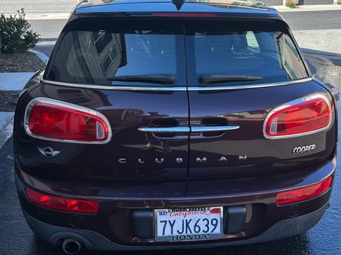 Used 2017 MINI Cooper Clubman image 4