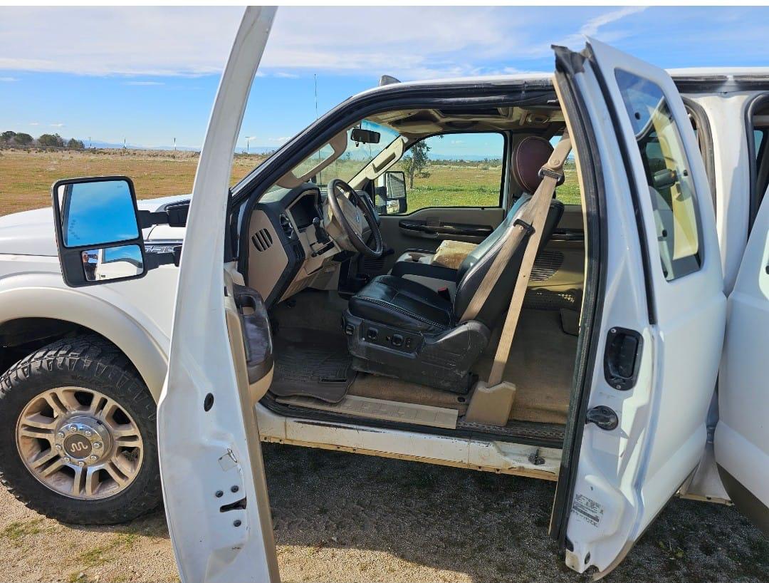 Used 2002 Ford F250 2WD SuperCab Super Duty image 8