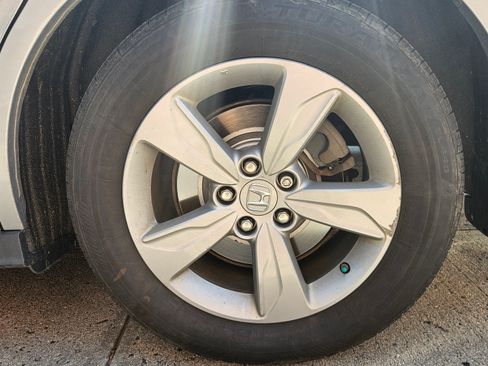 Used 2019 Honda Odyssey EX image 13