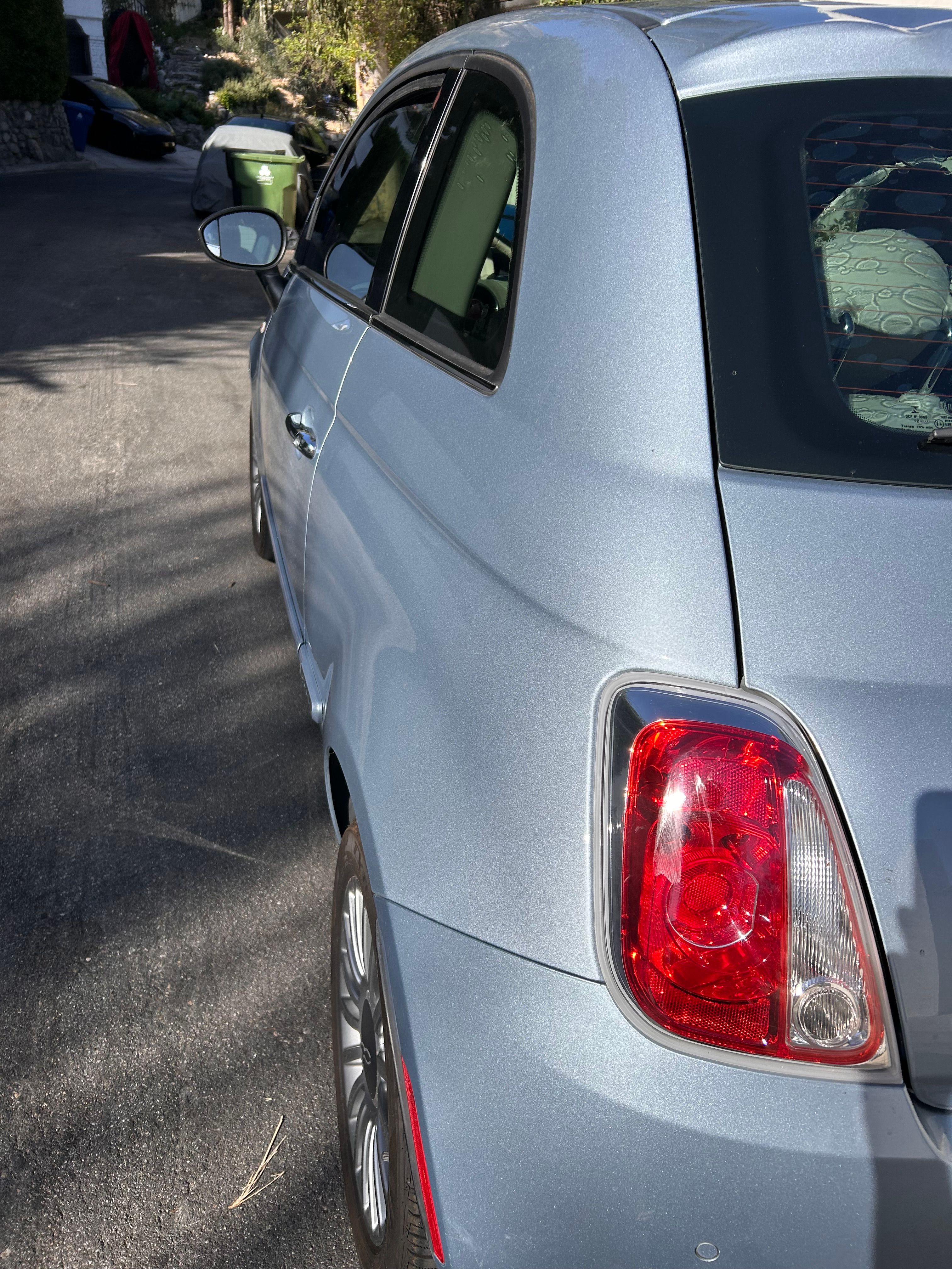 Used 2013 FIAT 500 Lounge w/ Luxury Leather Pkg FWD image 13