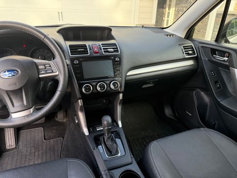 Used 2016 Subaru Forester 2.5i Touring w/ Eyesight & Navigation System AWD/4WD image 12
