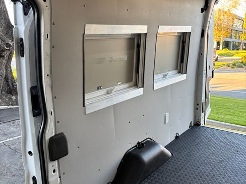 Used 2020 Ford Transit 350 148 High Roof Extended image 19