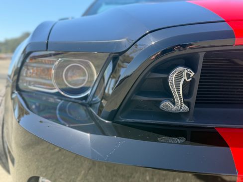 Used 2014 Ford Mustang Shelby GT500 w/ Equipment Group 821A RWD image 9