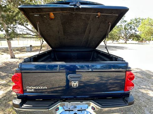 Used 2005 Dodge Dakota SLT RWD image 9