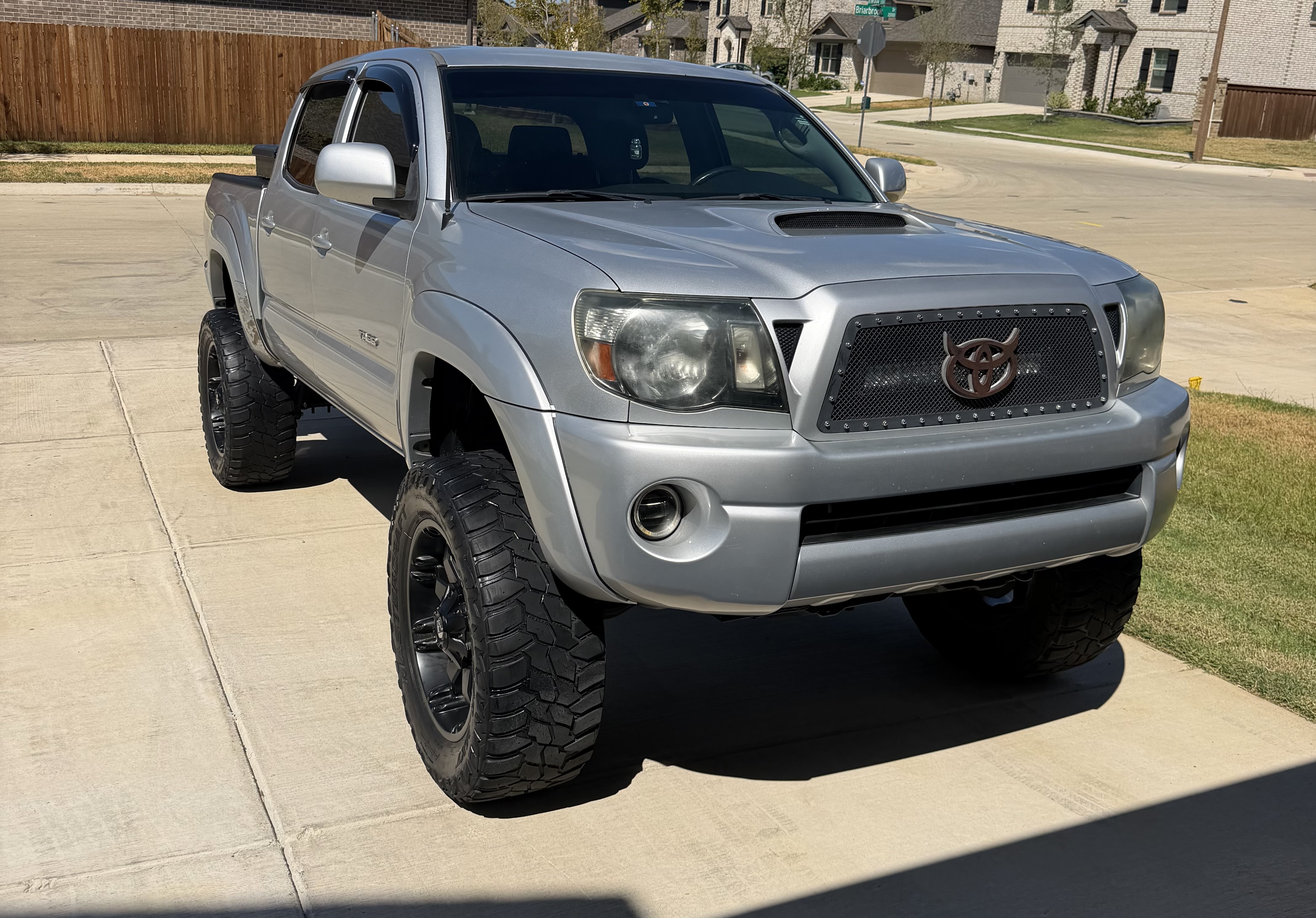 Used 2010 Toyota Tacoma PreRunner w/ TRD Sport Pkg RWD image 5