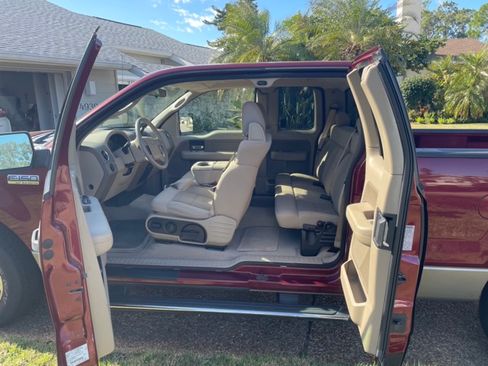 Used 2005 Ford F150 XLT image 15