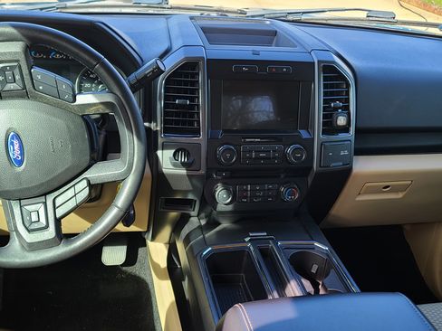 Used 2017 Ford F150 XLT w/ Equipment Group 302A Luxury image 12