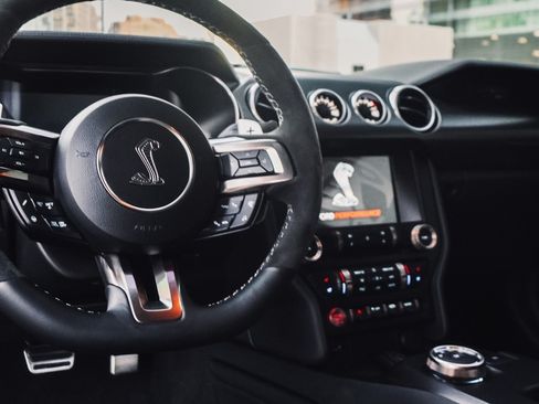 Used 2021 Ford Mustang Shelby GT500 w/ Technology Package image 6