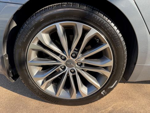 Used 2016 Hyundai Genesis 3.8 w/ Option Group 04 image 8