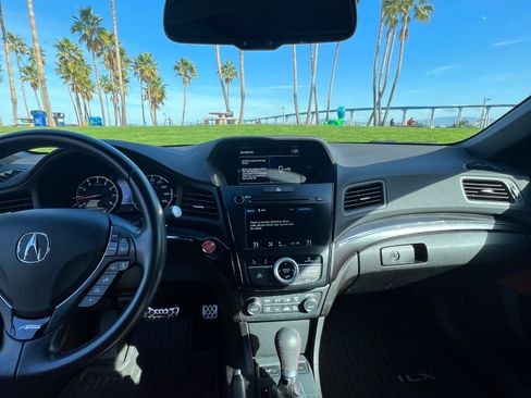 Used 2022 Acura ILX image 10
