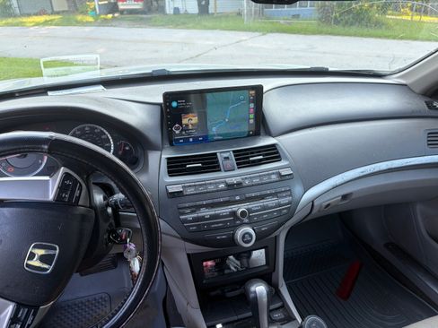 Used 2009 Honda Accord EX-L image 9