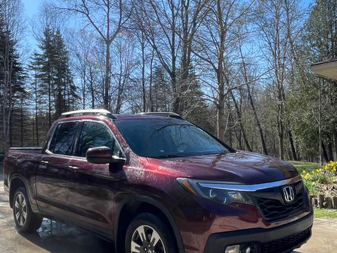 Used 2017 Honda Ridgeline RTL image 1