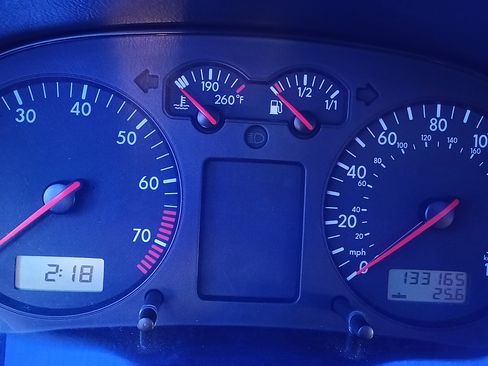 Used 2002 Volkswagen Golf 1.8T image 13