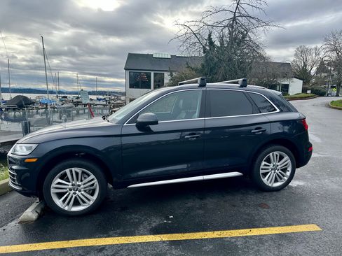 Used 2018 Audi Q5 2.0T Premium Plus w/ Premium Plus Package image 2