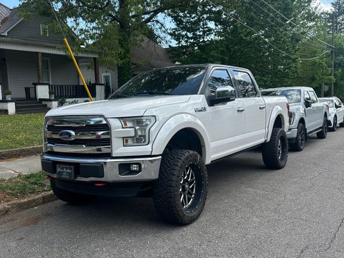 Used 2016 Ford F150 Lariat w/ Equipment Group 502A Luxury image 1