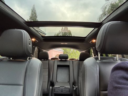 Used 2024 Mercedes-Benz GLS 450 450 4MATIC Sport Utility 4D image 9