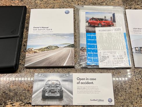 Used 2019 Volkswagen Golf SE w/ Driver Assistance Package image 30