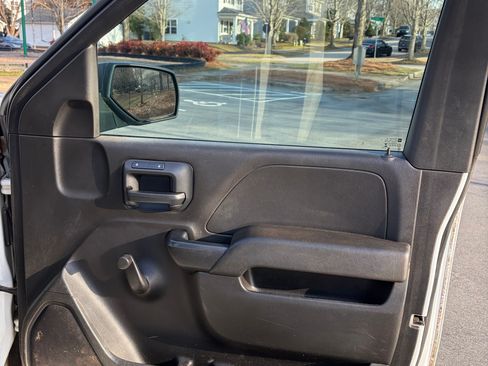 Used 2016 GMC Sierra 1500 2WD Regular Cab image 21