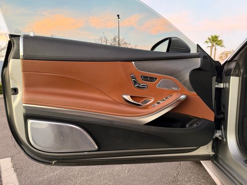 Used 2018 Mercedes-Benz S 560 S 560 4MATIC Coupe 2D image 15