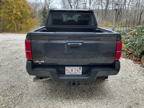 Used 2024 Toyota Tacoma SR5 image 11