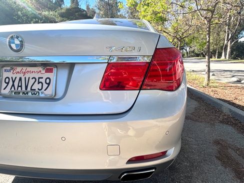 Used 2012 BMW 740i RWD image 12