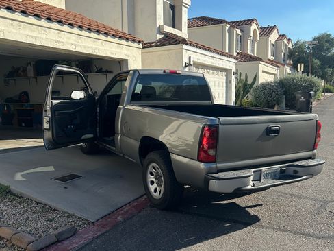 Used 2007 Chevrolet Silverado 1500 W/T image 12