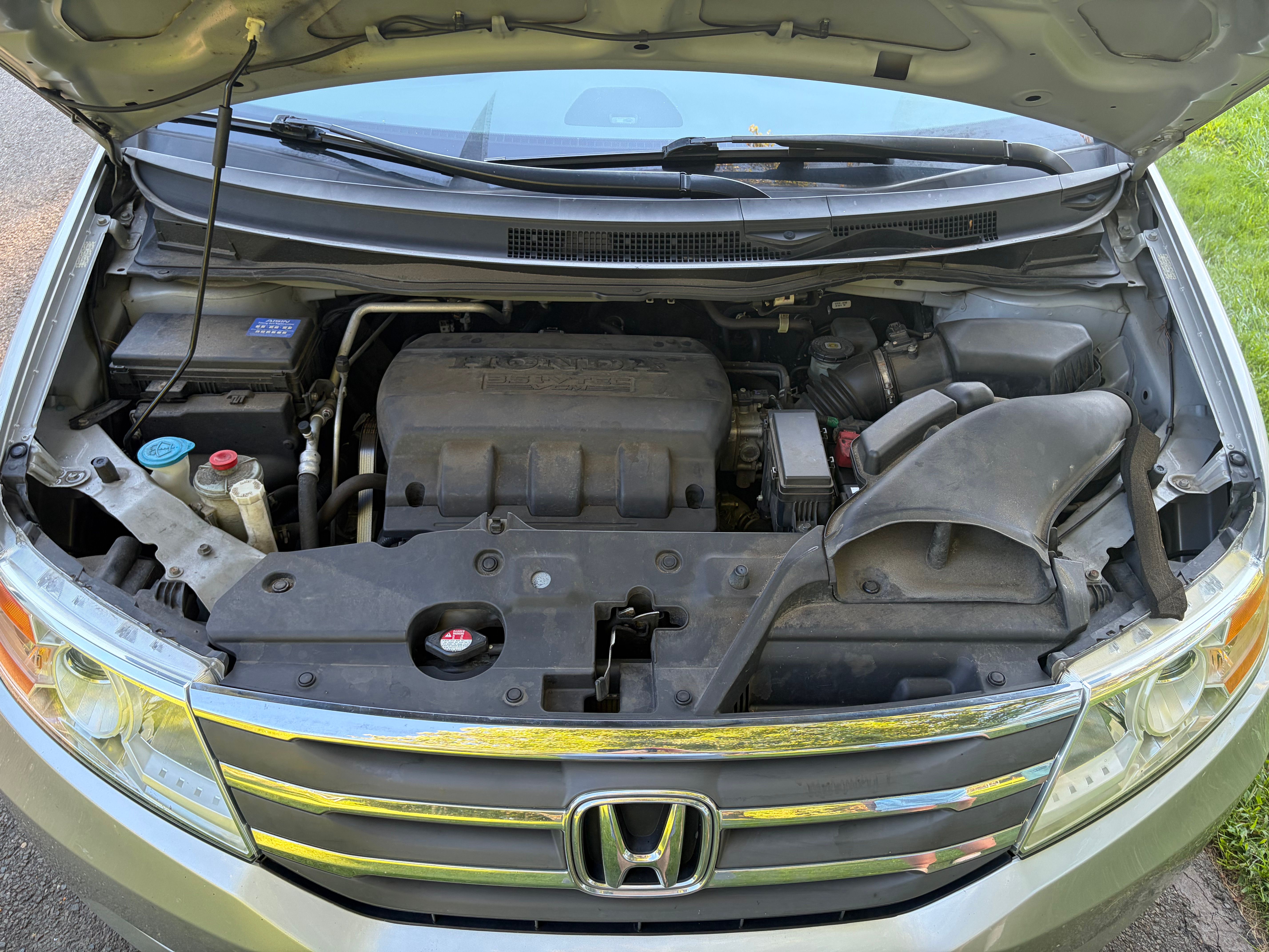 Used 2012 Honda Odyssey EX image 24