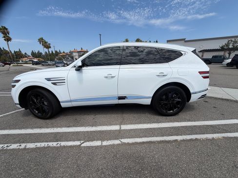 Used 2025 Genesis GV80 2.5T Select AWD/4WD image 2