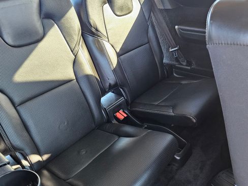 Used 2017 Volvo XC90 T8 Inscription w/ Luxury Package image 19