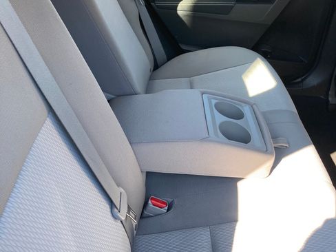 Used 2016 Toyota Corolla LE image 5