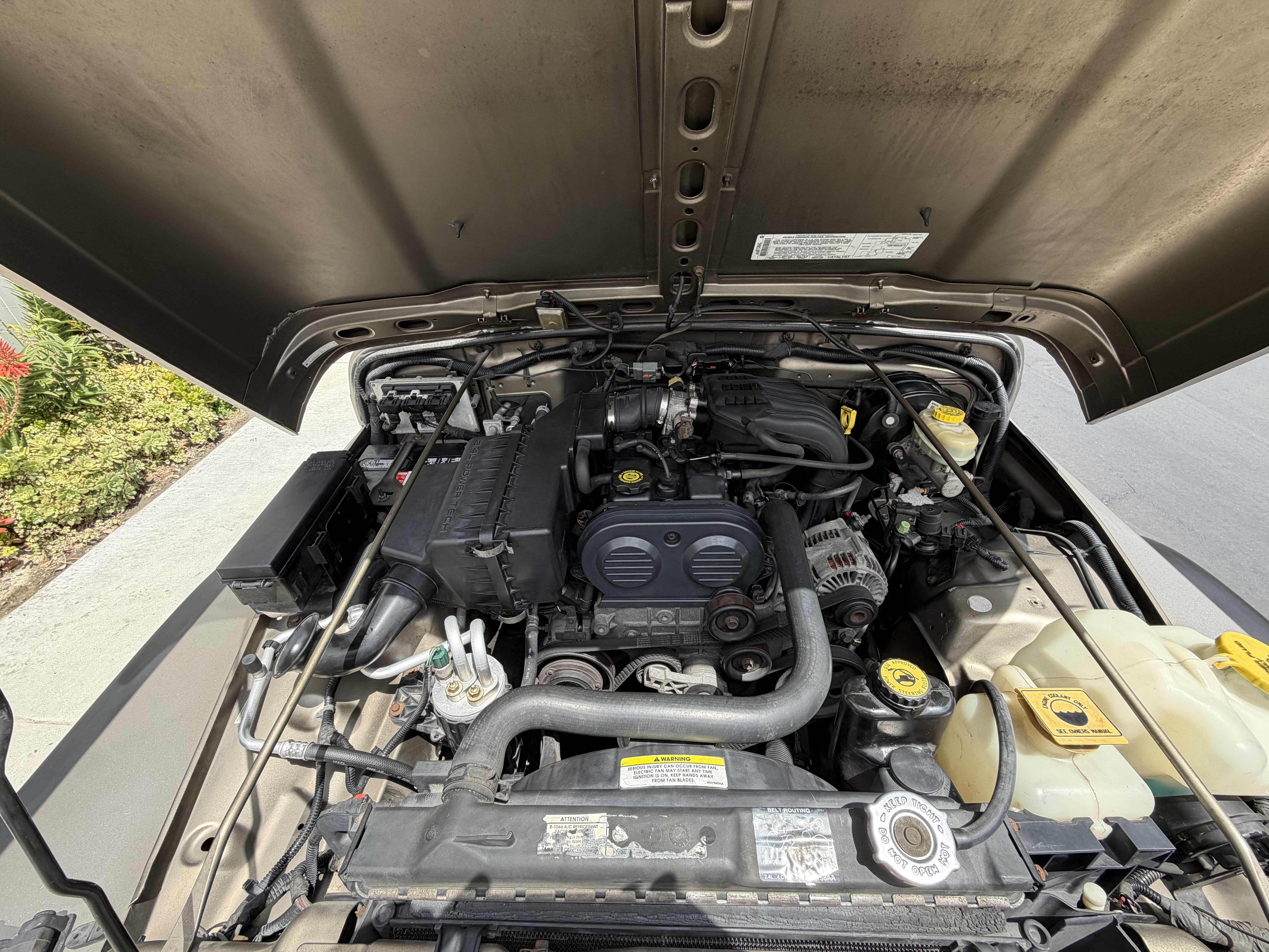 Used 2004 Jeep Wrangler SE AWD/4WD image 13