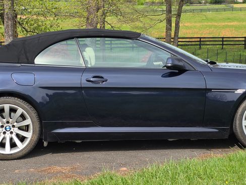 Used 2010 BMW 650i Convertible image 2