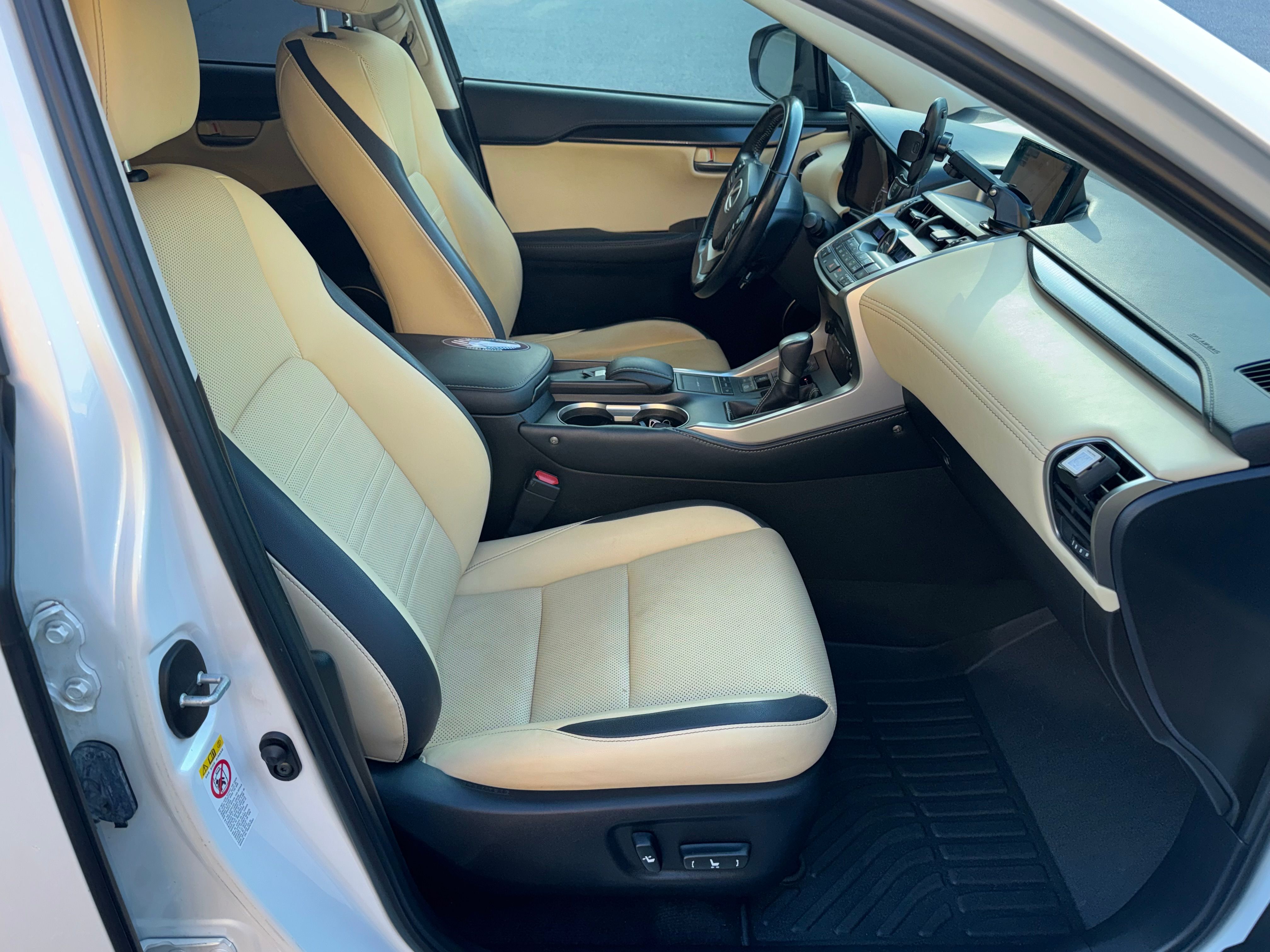 Used 2015 Lexus NX 200t FWD w/ Premium Package image 14