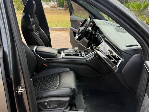 Used 2021 Audi SQ7 Prestige w/ Prestige Package AWD/4WD image 14