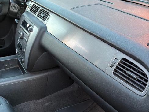 Used 2010 Chevrolet Tahoe LT w/ Suspension Package, Off-Road image 13