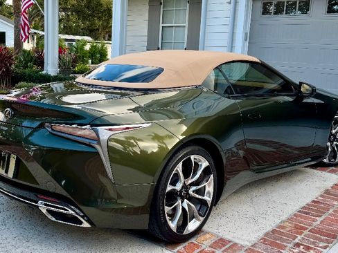 Used 2023 Lexus LC 500 Convertible image 10